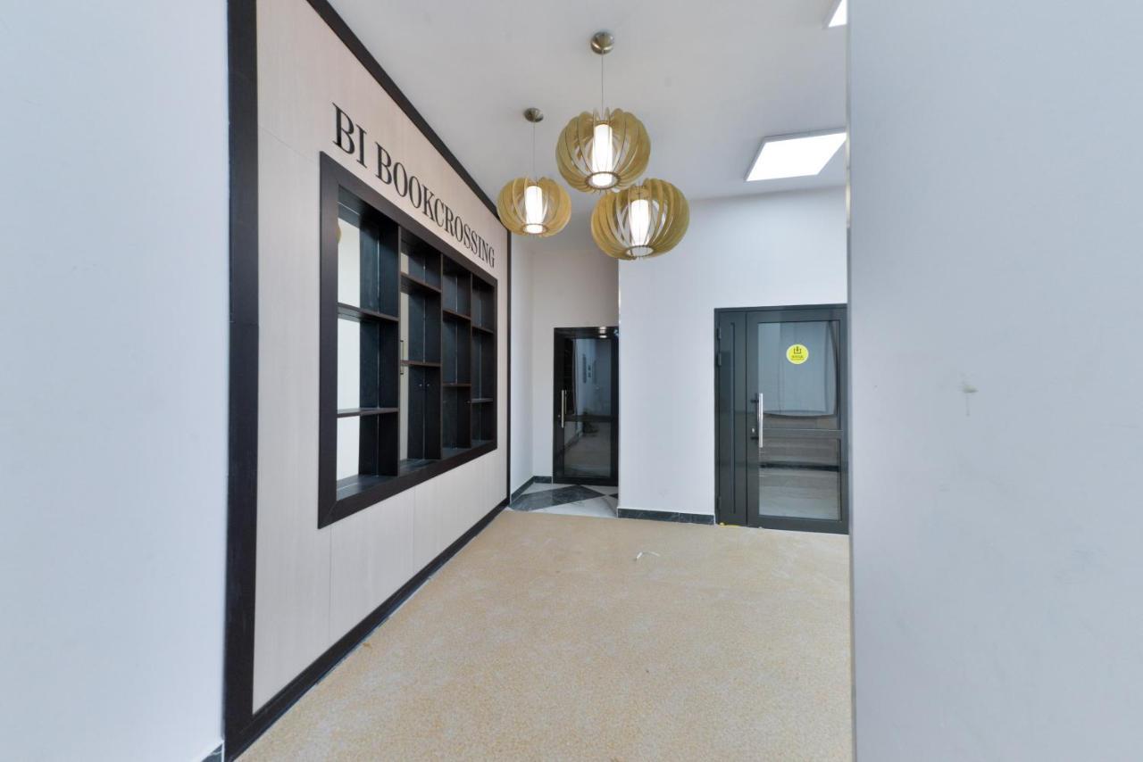 ErNaz Plus Apartments: Sauran-Towers Asztana Kültér fotó