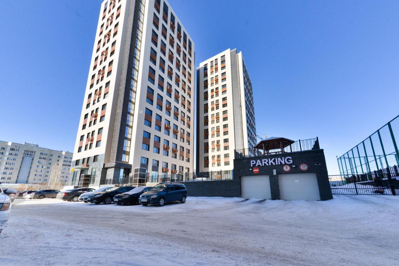 ErNaz Plus Apartments: Sauran-Towers Asztana Kültér fotó